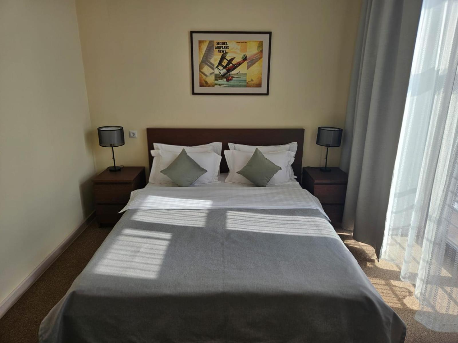 Lacasa Hotel Karagandy Екстериор снимка