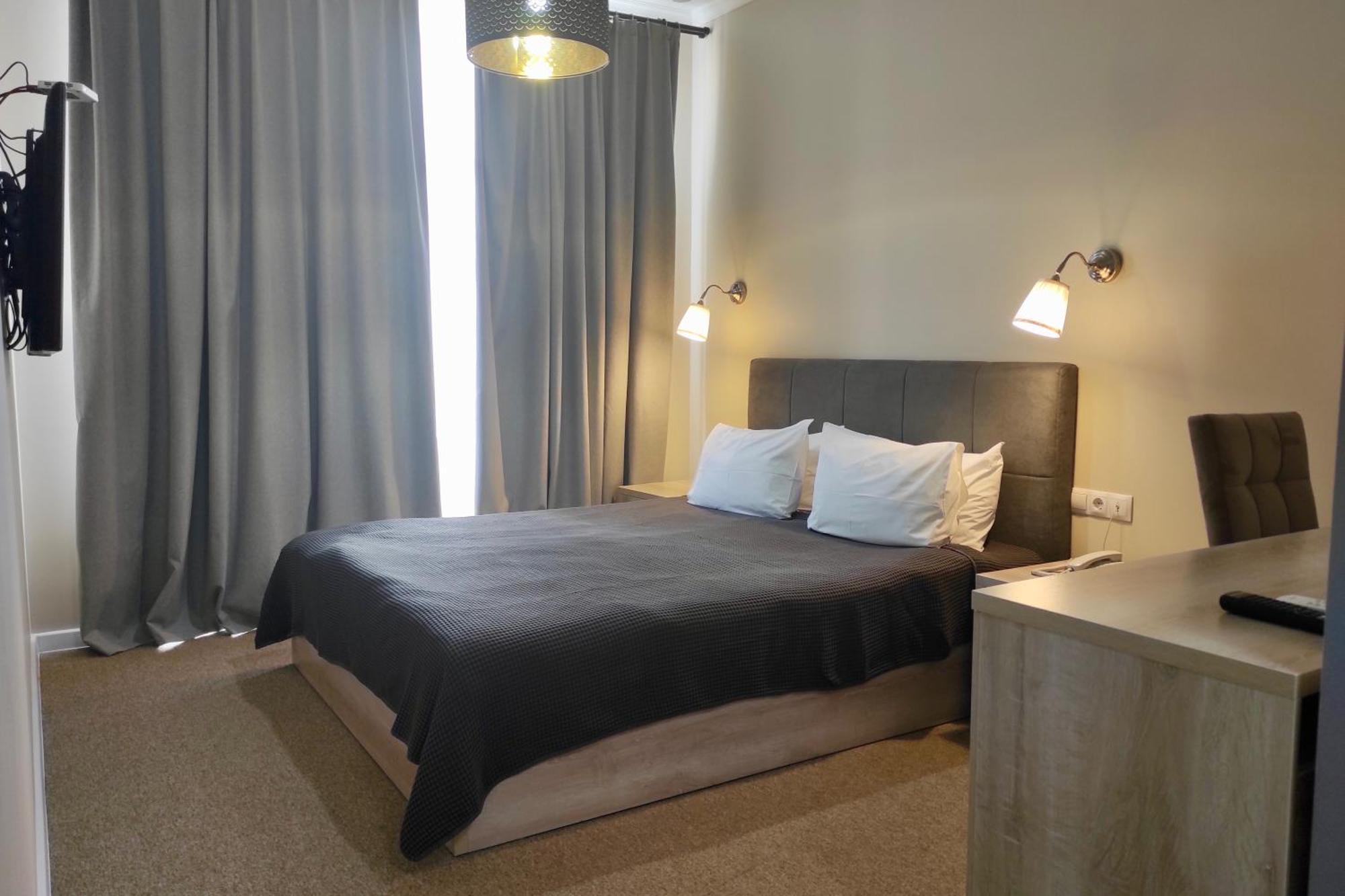 Lacasa Hotel Karagandy Екстериор снимка