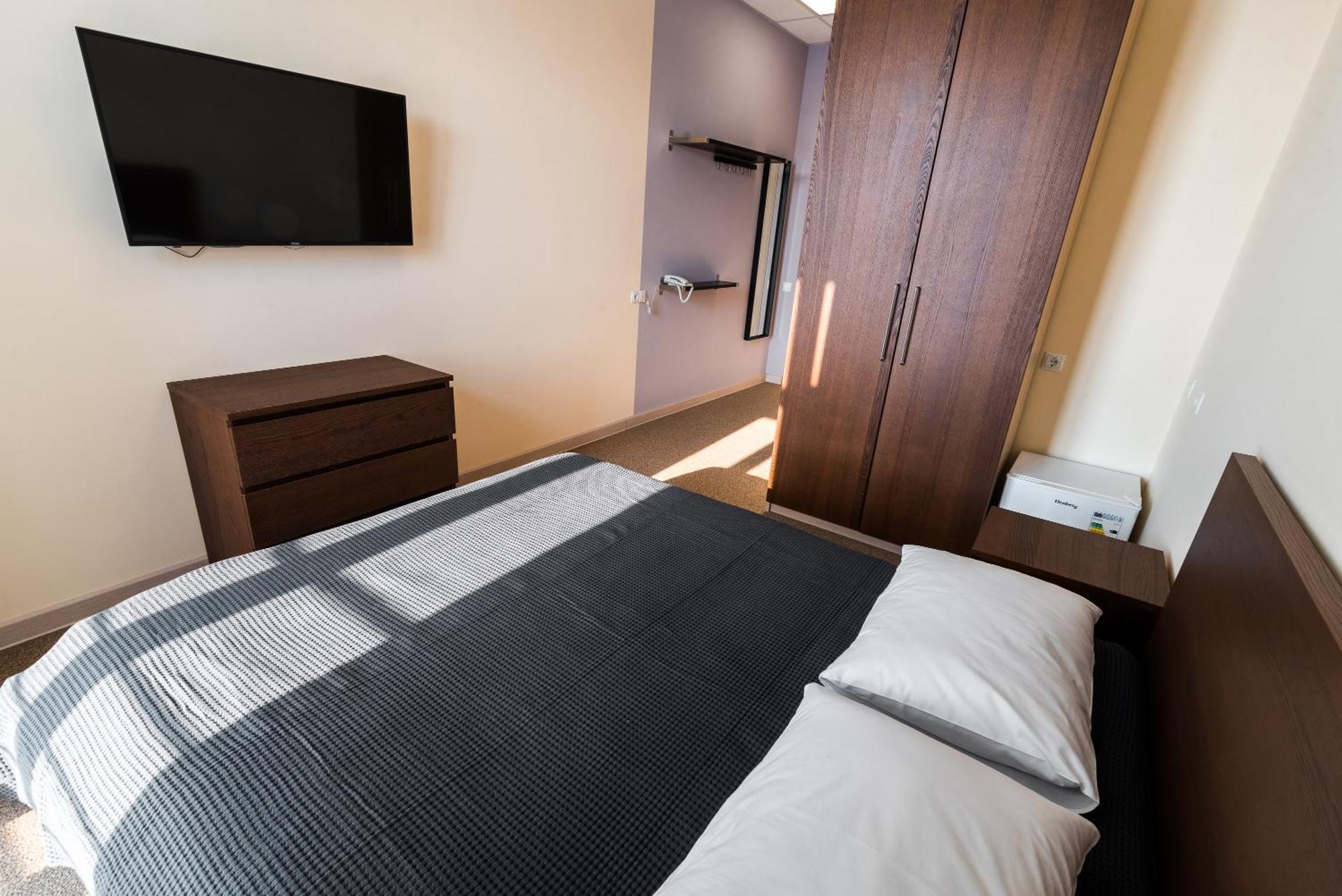Lacasa Hotel Karagandy Екстериор снимка