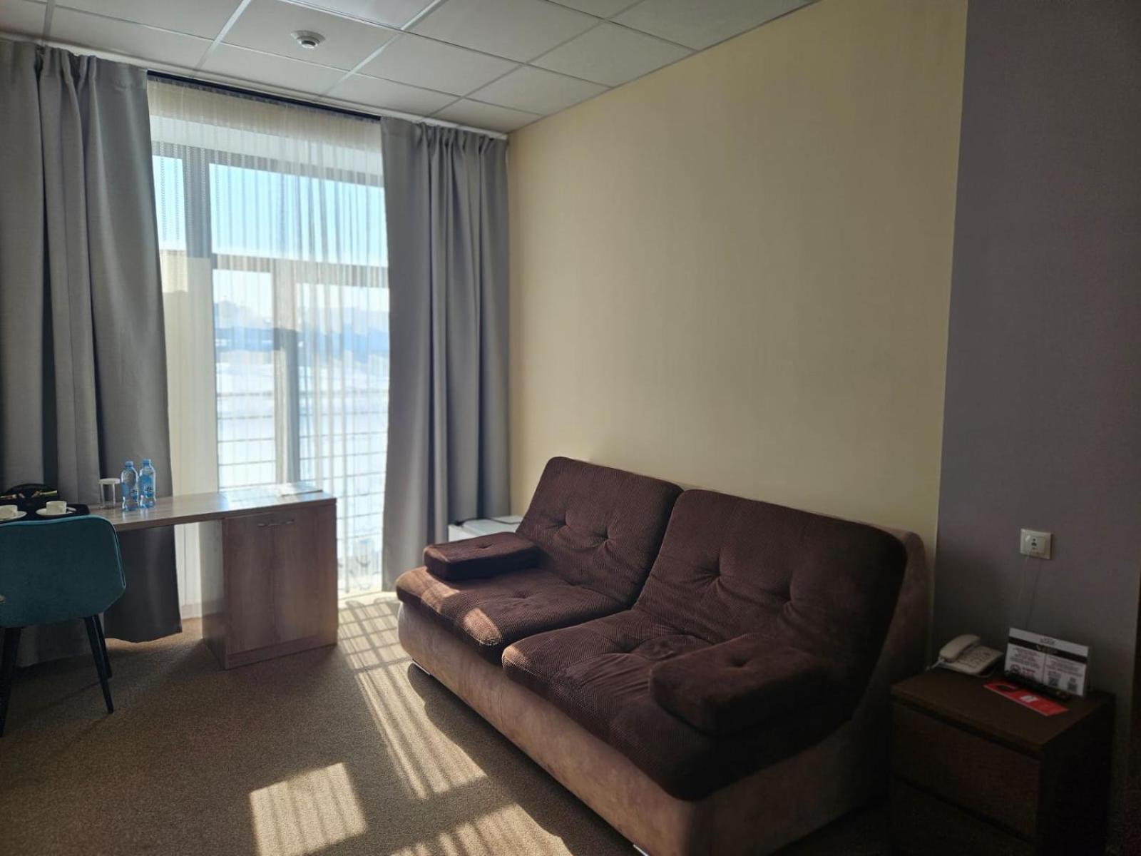 Lacasa Hotel Karagandy Екстериор снимка