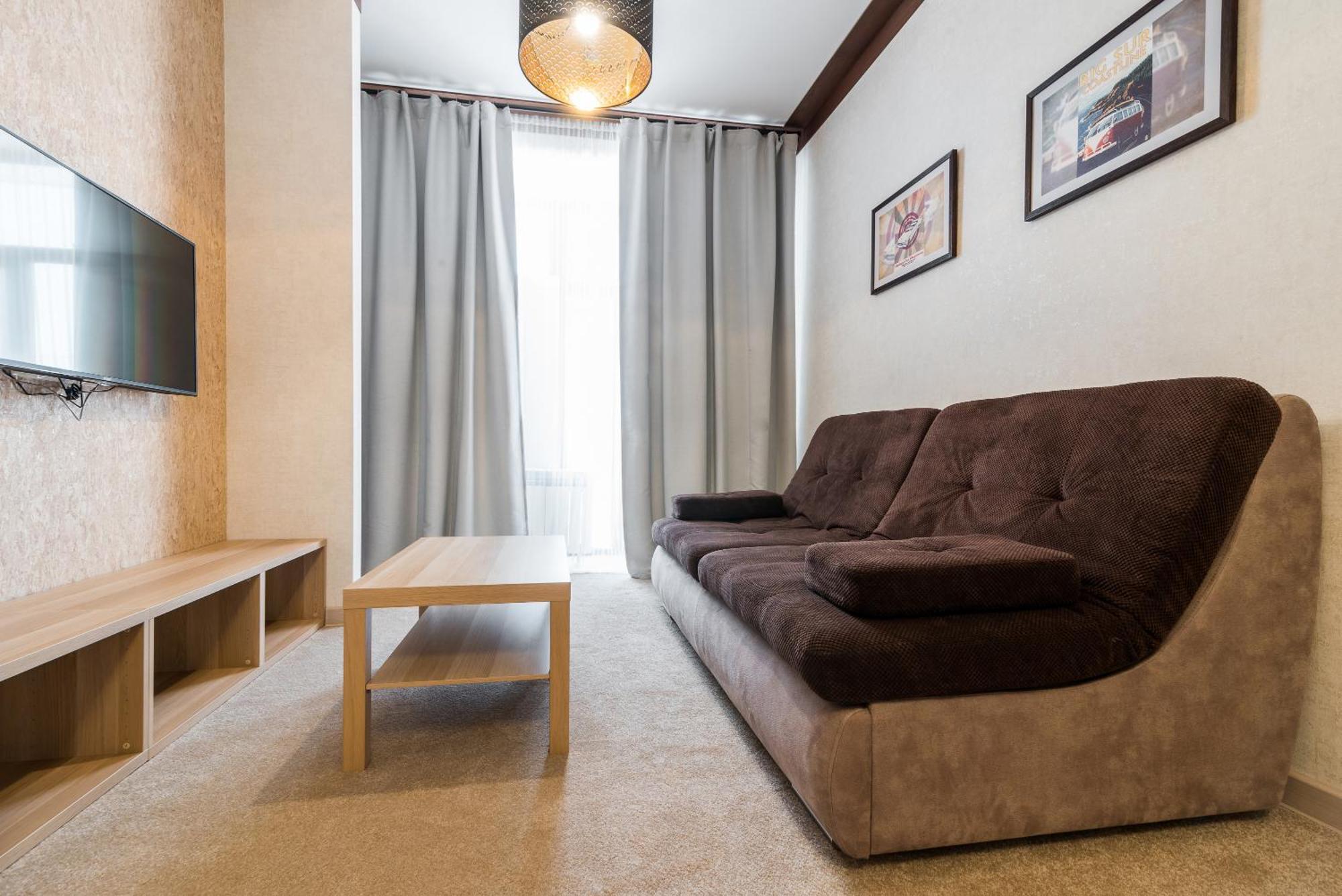 Lacasa Hotel Karagandy Екстериор снимка
