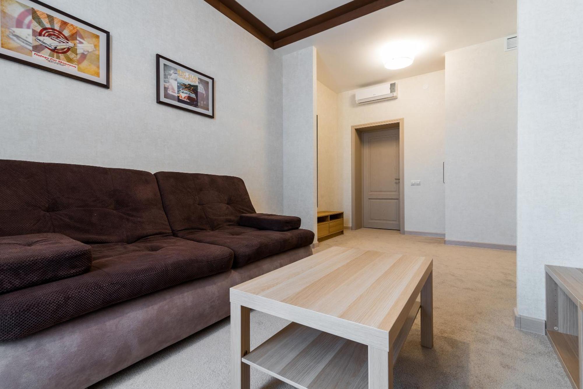 Lacasa Hotel Karagandy Екстериор снимка