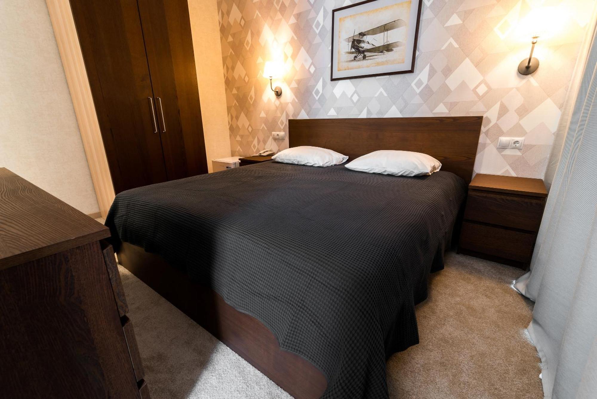 Lacasa Hotel Karagandy Екстериор снимка