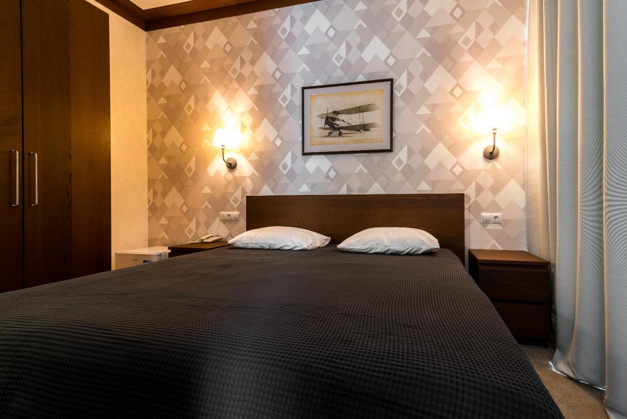 Lacasa Hotel Karagandy Екстериор снимка