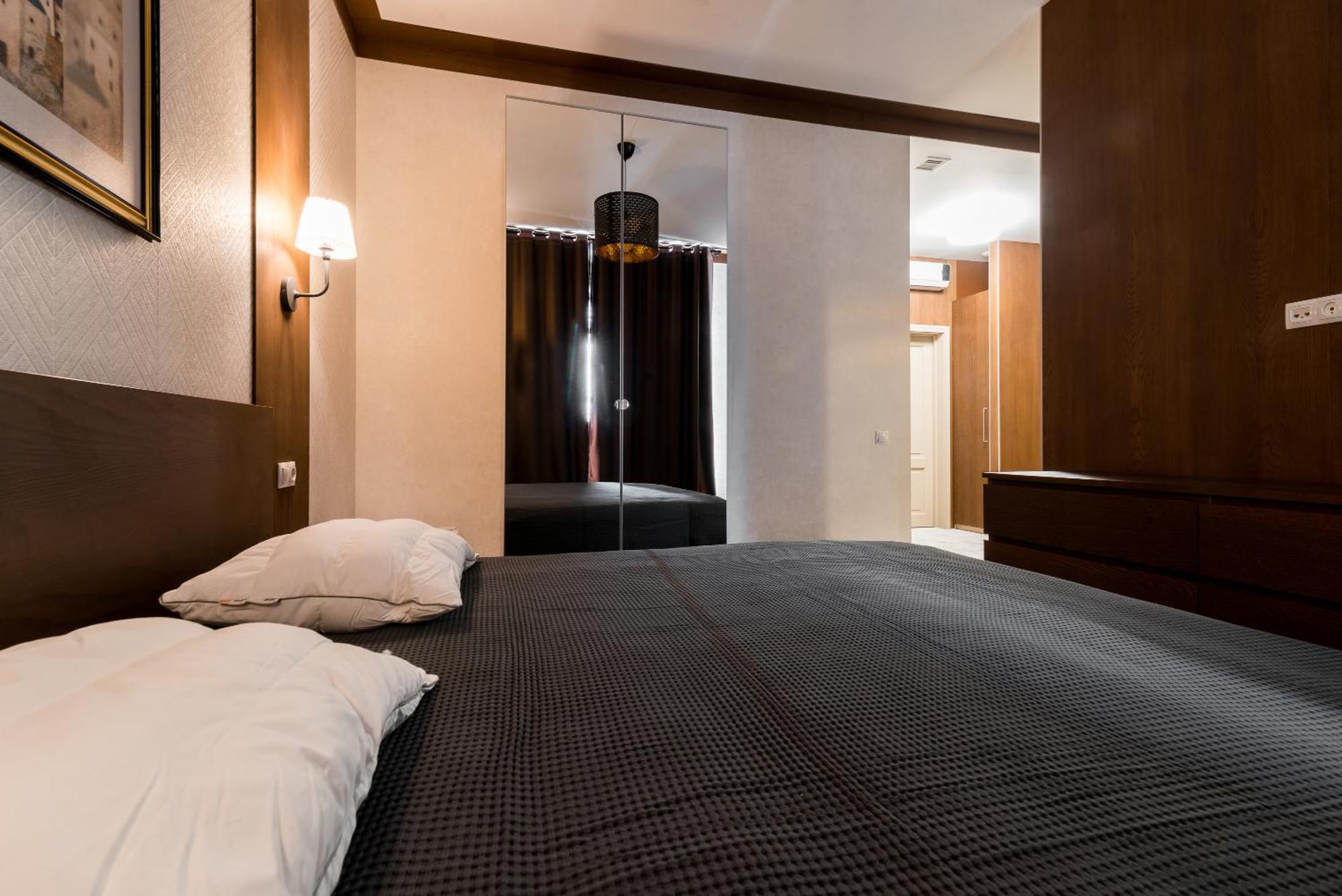 Lacasa Hotel Karagandy Екстериор снимка