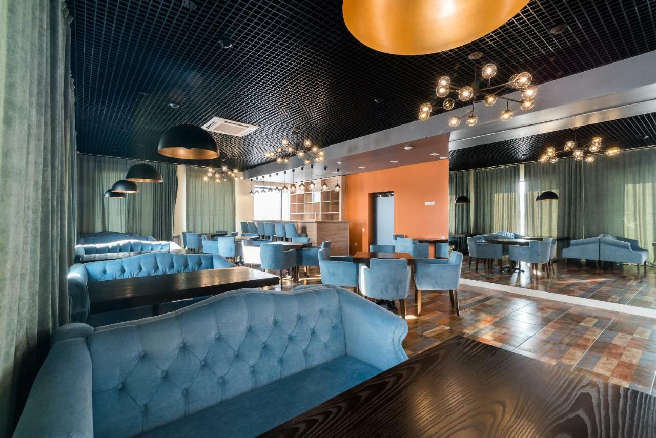 Lacasa Hotel Karagandy Екстериор снимка