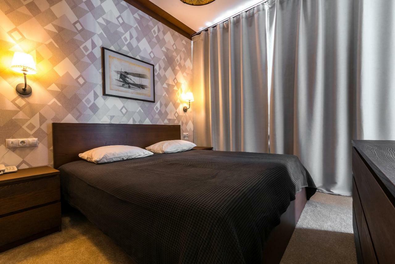 Lacasa Hotel Karagandy Екстериор снимка