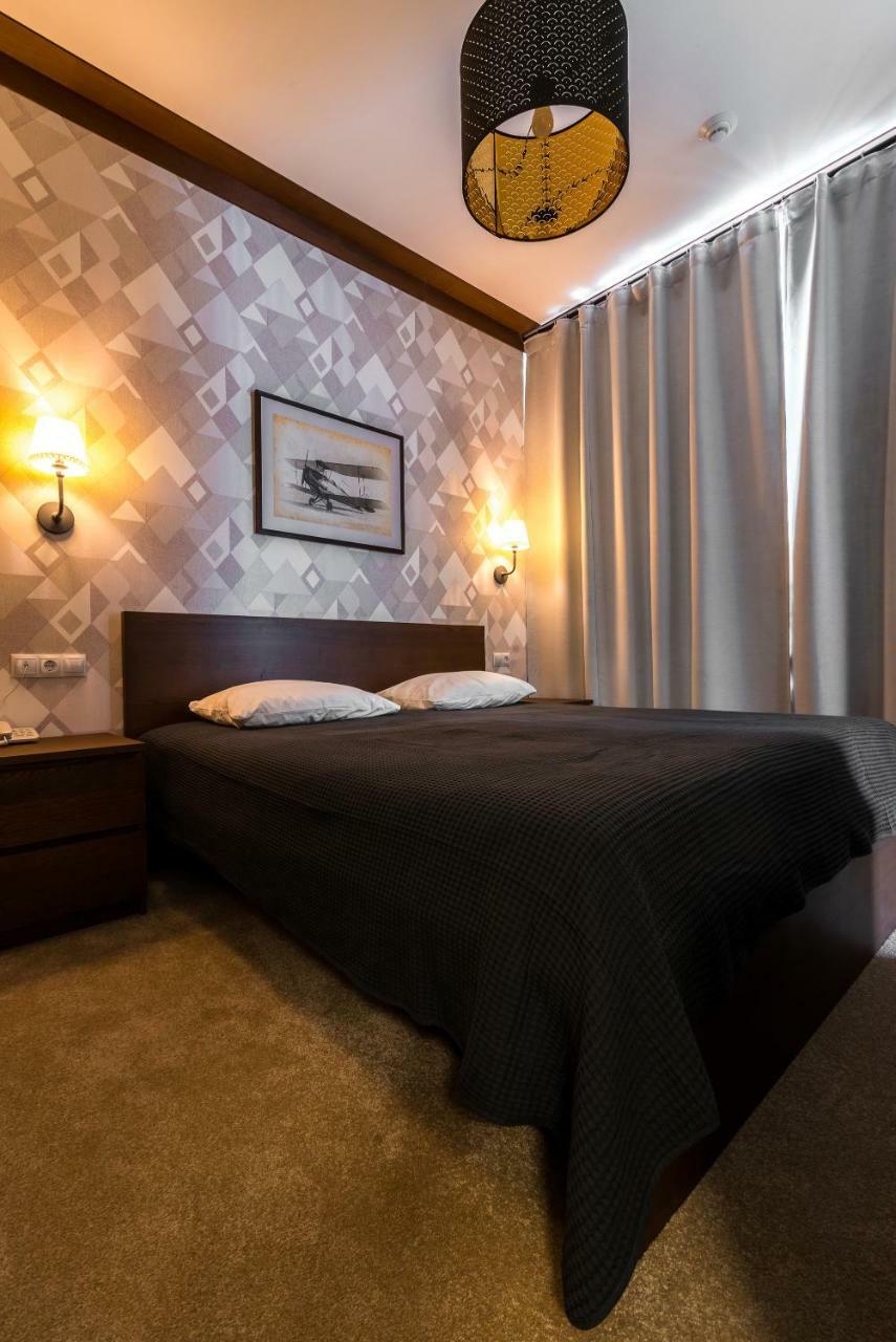 Lacasa Hotel Karagandy Екстериор снимка